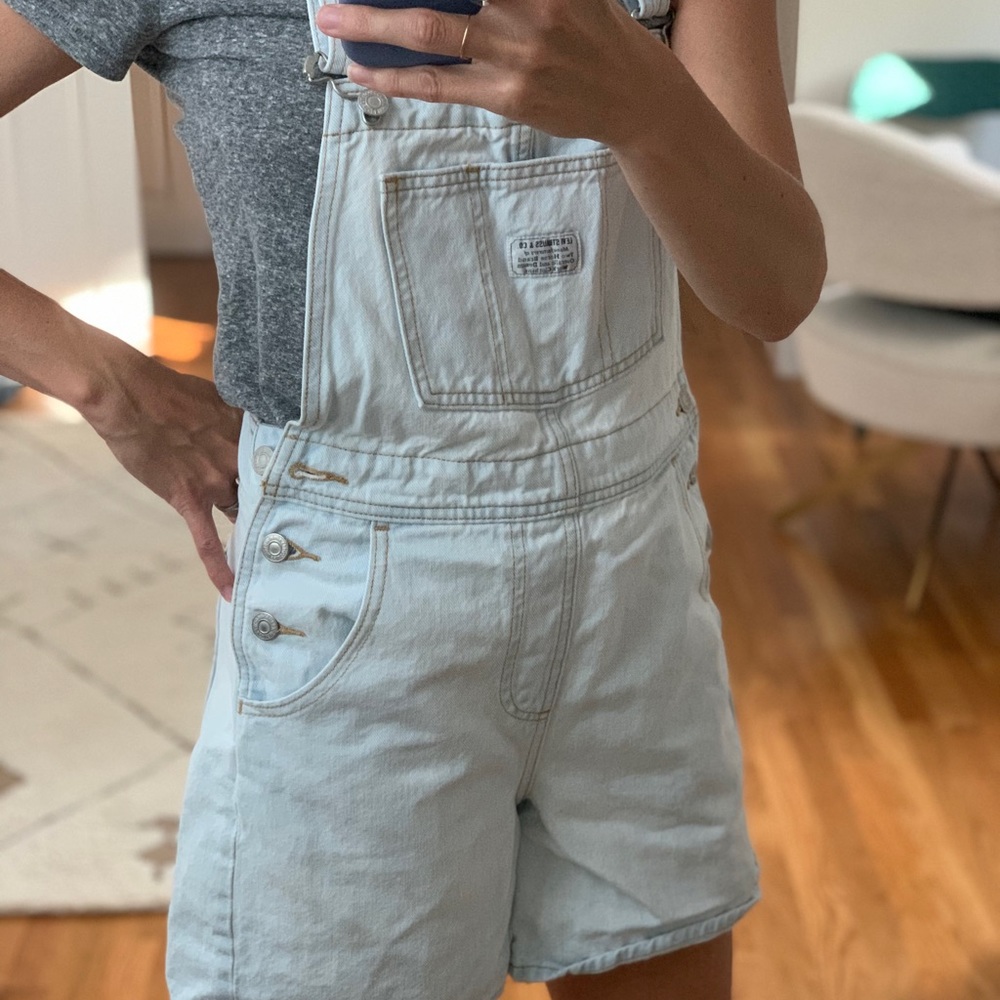 Levi’s overalls, size XS